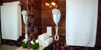 Hotel Suwałki rum boende restaurang konferenser fritid i Polen