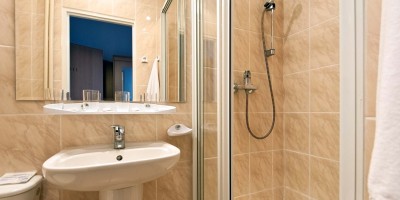 Hotel Suwałki rum boende restaurang konferenser fritid i Polen