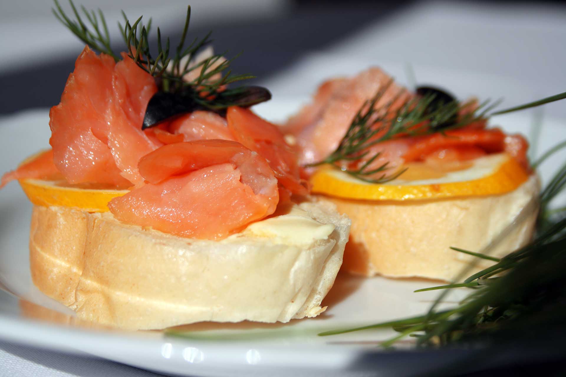 Hotel Suwałki rum boende restaurang konferenser fritid i Polen